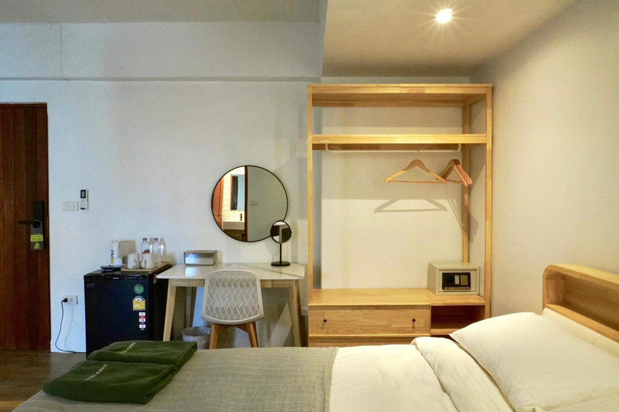 Suneta Hostel Chiangmai Chiang Mai Exteriör bild