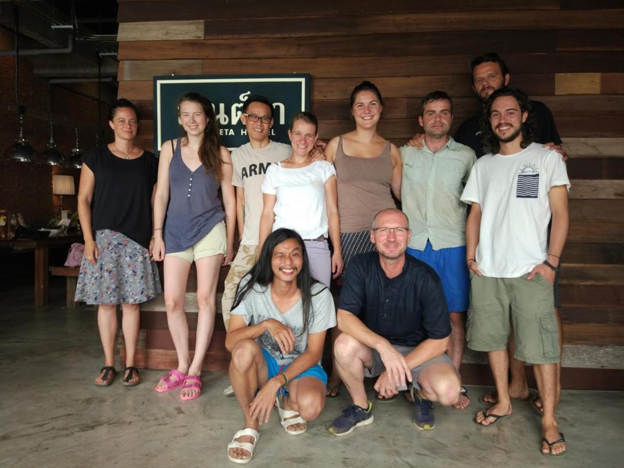 Suneta Hostel Chiangmai Chiang Mai Exteriör bild